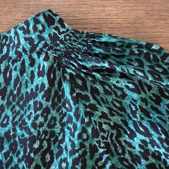 TUCKER 100% Silk Leopard Print Blouse-Aqua Green/Black-Womens Size S-Retail $295 - Picture 13 of 14